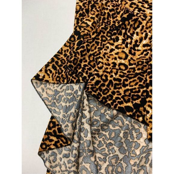 Cheetah Patterned Asymmetrical Ruffled Skirt - Picture 3 of 5